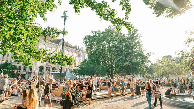 Besökare på Gustav Adolfs torg under Malmöfestivalen 2022. Foto: Pierre Ekman