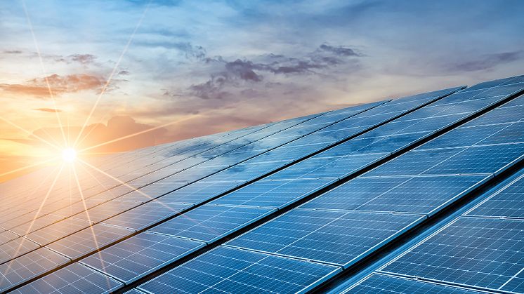 Som del av satsningen på hållbar och förnybar energi lanserar OKQ8 nu SunDay – specialister på solceller, elbilsladdning och energilagring. 
