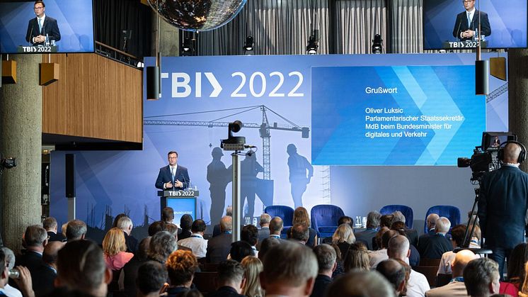 Nemetschek Group mit den Marken Bluebeam  und NEVARIS sind Hauptsponsoren auf dem Tag der Bauindustrie 2023