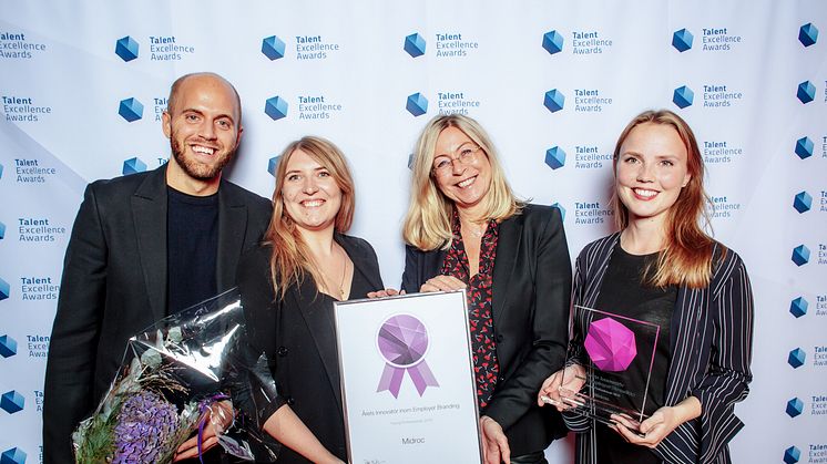 Från vänster: Adam Jernberg, kommunikation, Moa Wennström, HR Manager, LiseLotte Bate, koncernledningen & Emma Bork, kommunikation.