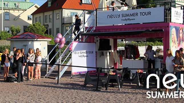 Nelly.com på ny sommarturné med Pop up stores 