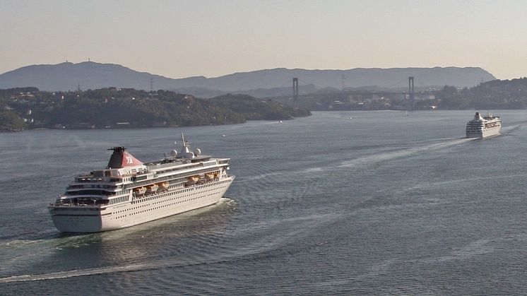 Fred. Olsen Cruise Lines’ Black Watch, Braemar and Balmoral to undergo refurbishment at Hamburg’s Blohm+Voss in November and December 2014