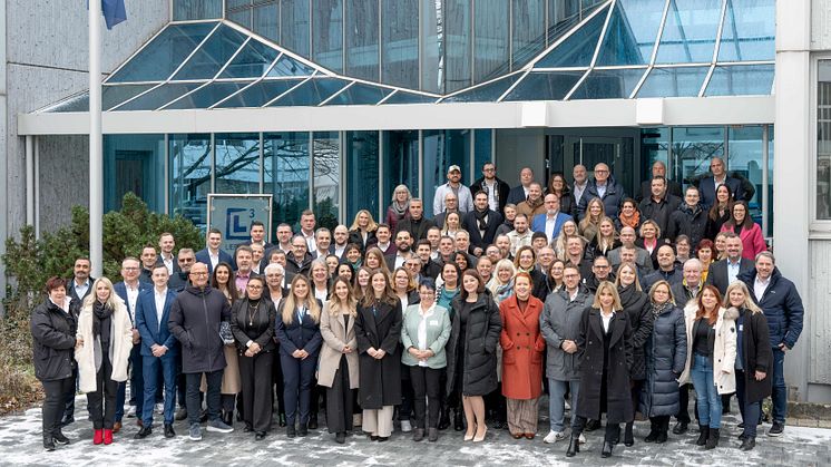 Gruppenfoto vom Führungskräftetreffen 2024 der LIEBLANG Gruppe und der GARANDUS Sicherheitsdienste (Bild: Nadine Paulat)