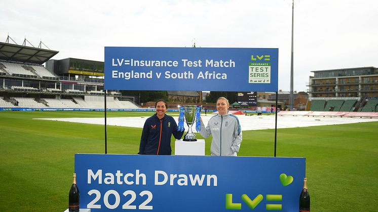 The two captains after the match was abandoned. Photo: Getty Images