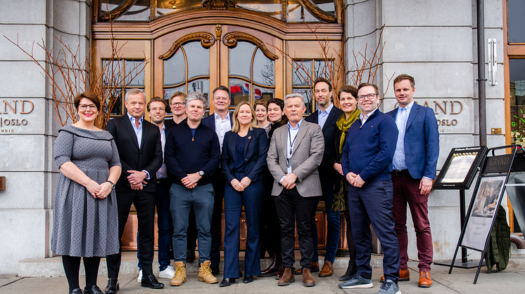 Onsdag 16. mars inviterte Grønn Byggallianse og Norsk Eiendom til lansering av Strakstiltak 2.0 for boligutviklere. Åtte store aktører signerte på stedet.