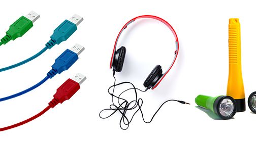 Exempel på elektriska produkter: USB-kablar, hörlurar, ficklampor. Foto: Colourbox.