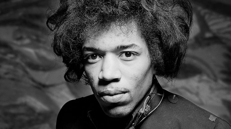 Tidigare outgivna inspelningar av Jimi Hendrix släpps på nya albumet ”People, Hell & Angels”