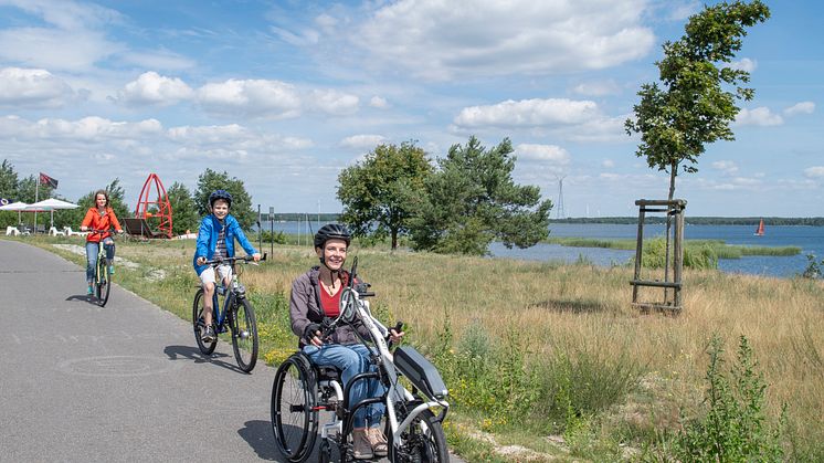 Barrierefreie Angebote tragen zur Profilierung und zur innovativen Verbesserung von touristischen Angeboten, wie hier im Lausitzer Seenland, bei. Foto: Nada Quenzel.   