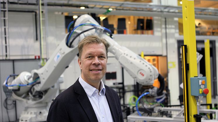 – Den innovativa tillämpade forskningsmiljön på PTC och Högskolan Väst är väldigt värdefull för oss. Vi vill vara nära akademin, säger Peter Emvin som är ansvarig för teknologiplanering och additiv tillverkning på GKN Aerospace Sweden i Trollhättan.