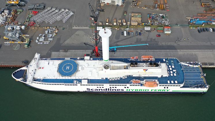 Scandlines skruer igen ned for dieselmotorerne, op for vindkraften og reducerer dermed CO2-udledningen 