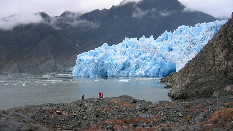 Forskare från Stockholms universitet i Nature Geoscience: Smältande glaciärer bidrar till snabbare havsnivåhöjning