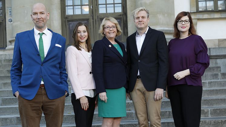 Gustav Hemming (C), Ella Bohlin (KD), Irene Svenonius (M), Tomas Eriksson (MP) och Anna Starbrink (L). Foto: Danish Saroee 