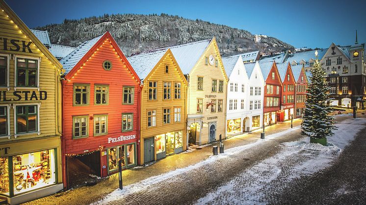 Christmas at Bryggen. Photo: Visit Bergen / Christer Rønnestad - visitBergen.com