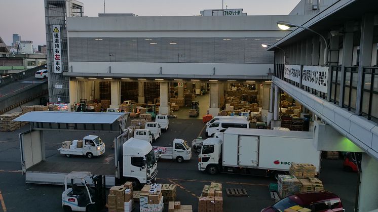 NGK In front of the fresh produce building at Nagoya Central Wholesale Market Main Office