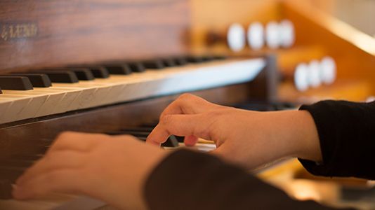 Lunchkonsert med högskolans kyrkomusikstudenter