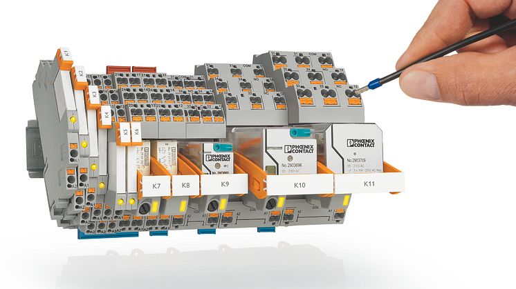 Phoenix Contact på HI 13: Det nye industrielle relæsystem til alle relæapplikationer