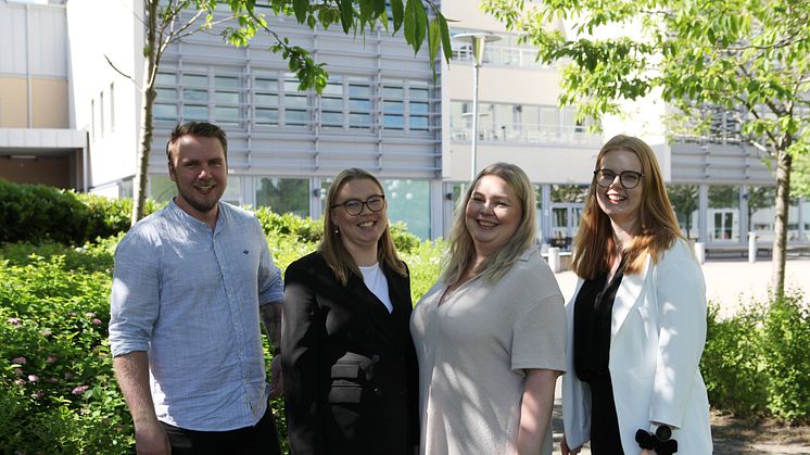 Från vänster: Fredrick Frendin (Kårhusgeneral), Elin Bergman (ordförande), Hanna-Maria Ekman (näringslivsansvarig) och Madeleine Sandberg (vice ordförande).