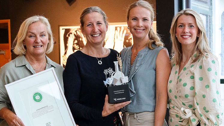 Svenskmärkning, med den frivilliga ursprungsmärkningen Från Sverige, är stolta och glada över att vinna Livsmedelspriset 2022. Teamet från vänster: Lotta Hovhammar, Ulrika Ekström, Ulrika Norvell, Evelyn Berkeley. 