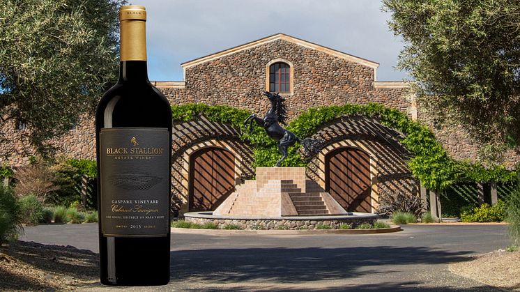 Gaspare Vineyard Cabernet Sauvignon vid entrén till Black Stallion Estate Winery