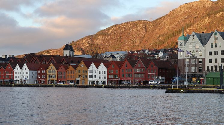 Bergen ved sjøen