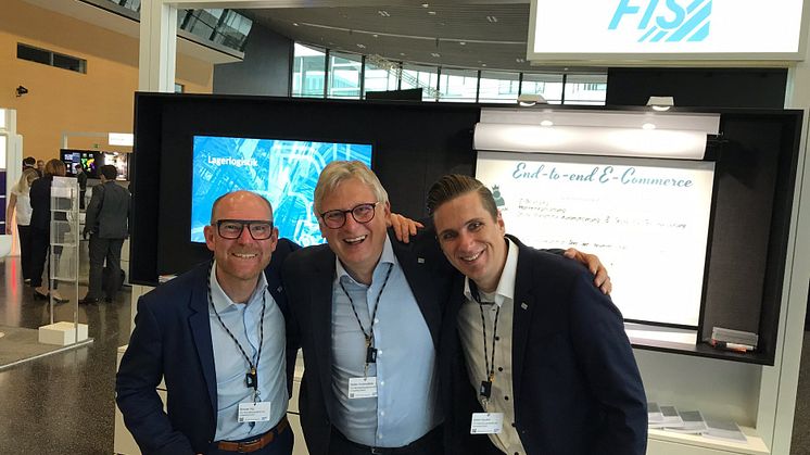 Michal Illig, Stefan Hinterwälder und Stefan Seufert vom Messeteam der FIS auf dem SAP-Forum für den Handel 2019. Foto: FIS