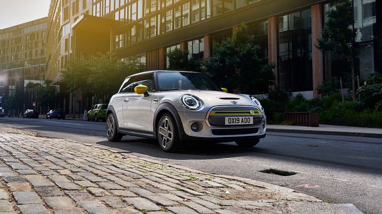 Den helt elektriska MINI Cooper SE