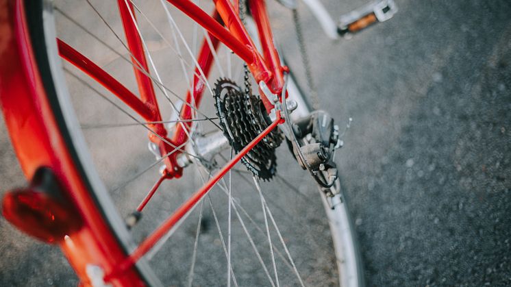 Nu startar den nationella utmaningen Cykelvänligast, som vill bidra till att fler arbetsplatser ska kunna göra det enklare för sina anställda att ta cykeln till jobbet.