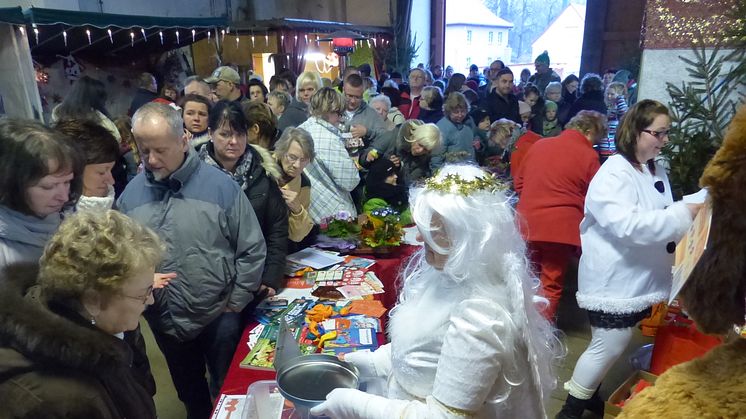 Weihnachten im Stall auf dem Klostergut Mößlitz: Bärenherz erhält beeindruckende Spende
