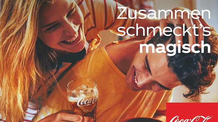 Coca-Cola bringt Magie auf den Tisch und zelebriert magische Genussmomente: „Family Bonding”-Kampagne rückt gemeinsame Mahlzeiten in den Fokus