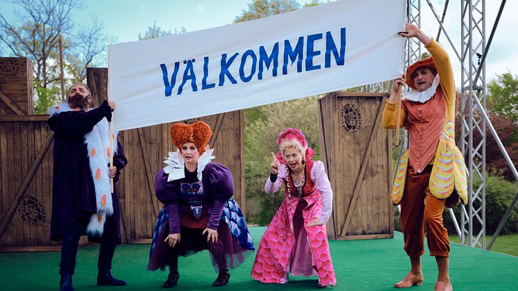 Jörgen Düberg, Maria Kulle, Lisa Larsson och Nils Dernevik medverkar i Stora drömmar. Fotograf: Micke Sandström