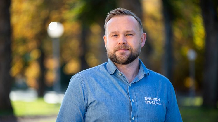 Marcus Toftedahl, doktorand på Högskolan i Skövde, har tittat närmare på vad små spelbolag behöver göra för att anpassa sina spel till olika marknader runt om i världen.