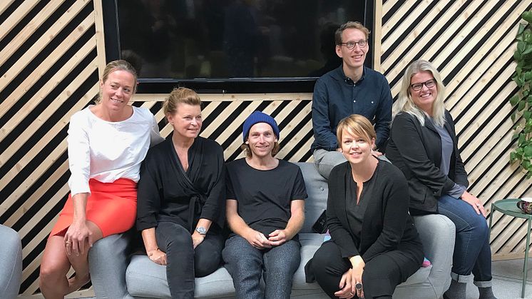 Här är några som vill göra Malmö mer digitalt: Anna Werntoft, Charlotta Algeria Ursing, Måns Adler, Katrin Stjernfeldt Jammeh, Hampus Jakobsson, Maria Stellinger Ernblad. Foto: Karolina Mecklint