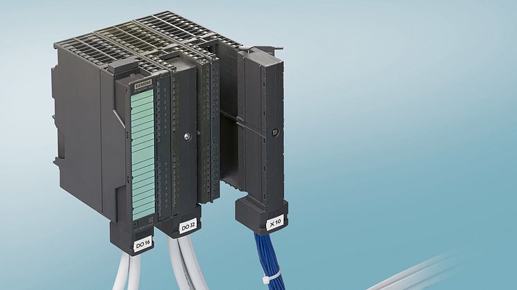Frontadapter for rask signal- og effektoppkobling