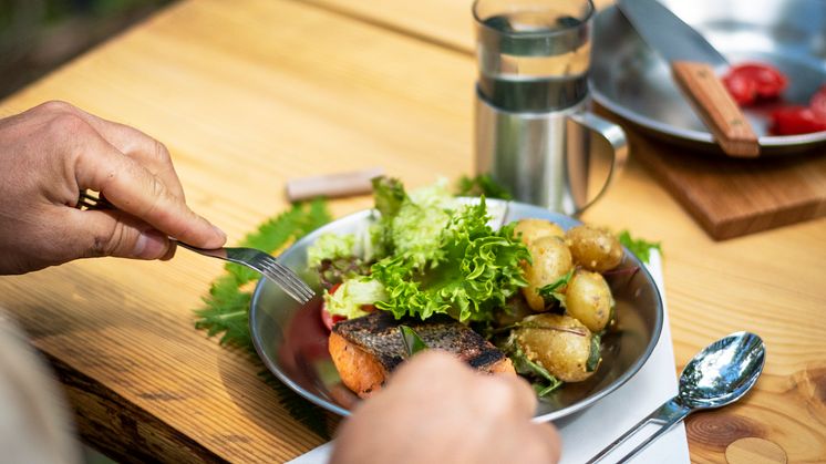 Edible Country table in Kloster. Photo: Anna Holm/Visit Dalarna