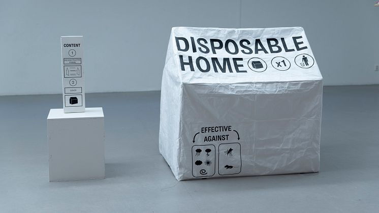 Disposable Home av Edward Ström