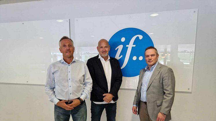 F.v. Stig Grongstad IF Skadeforsikring Purchase Manager Aftermarket Motor Norway, Ole Eyvind Schiøll Kategoriansvarlig Erstatningsbil Hertz, og Vidar Brustad Head of Aftermarket Motor Norway