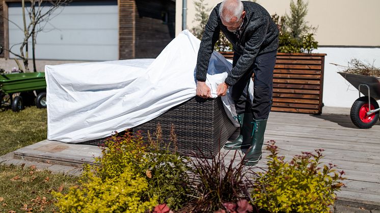 Inden længe giver vind, vejr og nattefrost havens planter hårde betingelser, men med et par gode råd er det heldigvis nemt at gøre haven klar til den kolde årstid. Foto: PR.