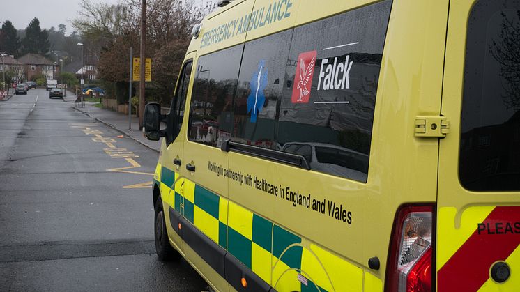 Falck fordobler britisk ambulance-forretning