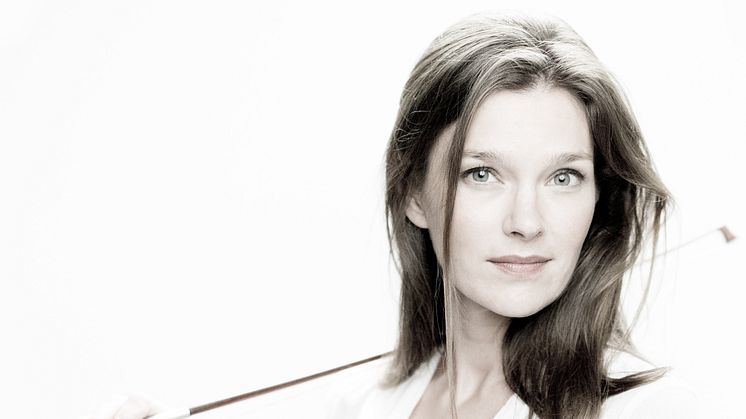 Janine Jansen ersätter Jonas Kaufmann vid Nobelkonserten. Foto: Marco Borggreve