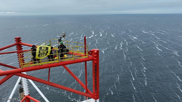 Gericht stoppt Gasbohrung vor Borkum erneut - Greenpeace beendet Protest auf Plattform