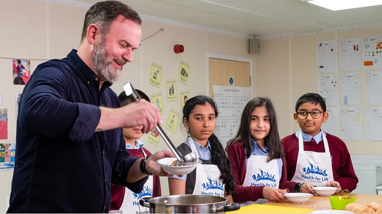 Glynn Purnell has designed a recipe for Birmingham students to cook simultaneously