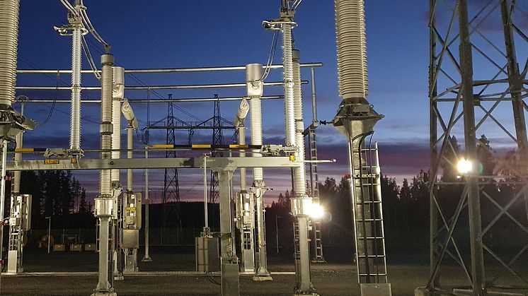 Omexom moderniserar ytterligare två 400 kV-stationer