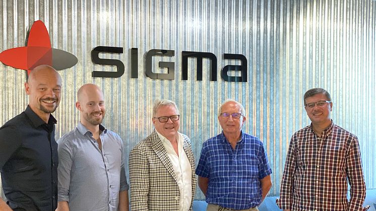Från vänster: Anders Dannqvist, VD Sigma Civil, tillsammans med Jesper Sundberg, Ante Viberg, Rolf Engelheart och Mohammed Al-Naqshabandy som nu förstärker företagets verksamhet i Stockholmsområdet.