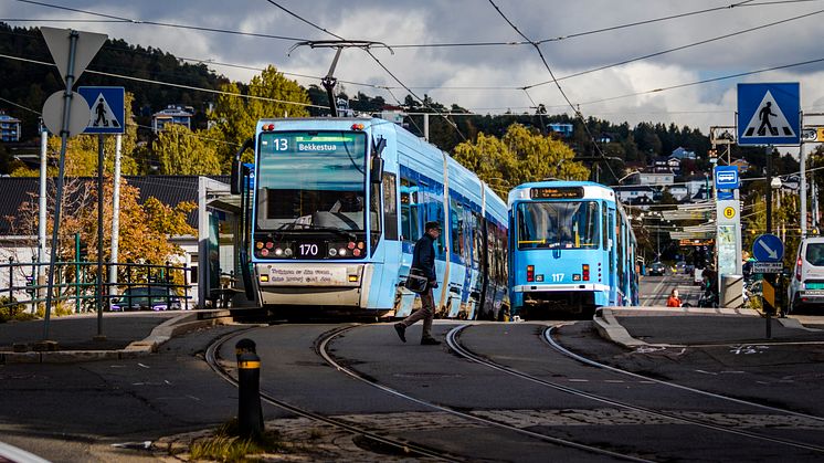 Sporveien anbefaler å la bilen stå når anleggsarbeid starter i Storokrysset førstkommende mandag 19. september. Foto: Sporveien