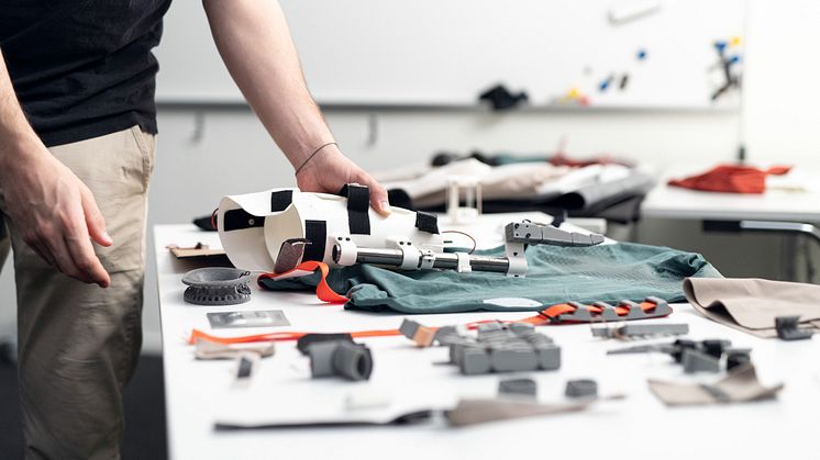 Heinrich Zaunschirms designprojekt utforskar billiga ”gör-det-själv”-tekniker för en ny generation tillgängliga och funktionella proteser. Foto: Heinrich Zaunschirm