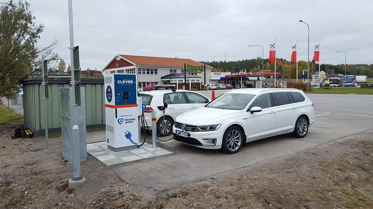 Snabbladdningsstationen vid Ringarums Värdshus. 