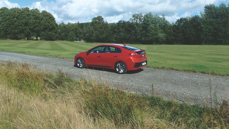 Hyundai IONIQ hybrid