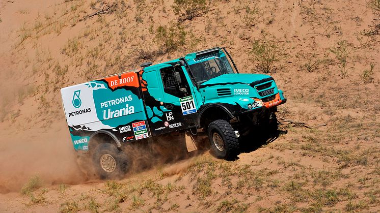 Iveco and De Rooy are consolidating their lead in the Dakar Rally