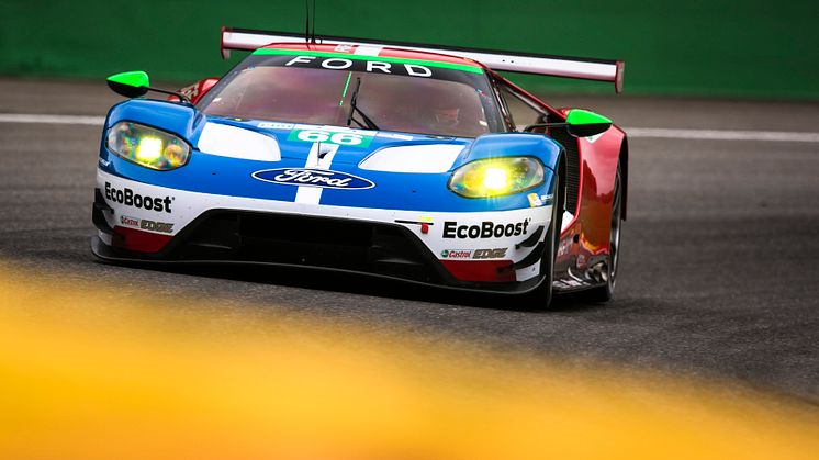 Die Ford GT-Piloten Andy Priaulx und Harry Tincknell kämpfen in Bahrain um den WM-Titel 
