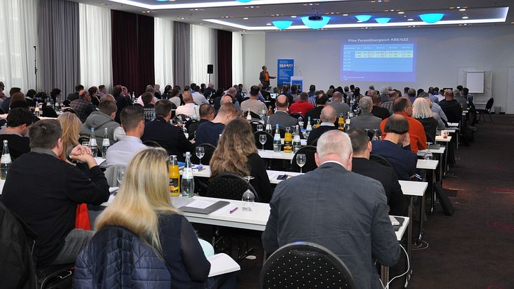 Neben der Teilnahme vor Ort gibt es bei der 13. Ausgabe der Veranstaltung erneut die Möglichkeit, die Berliner Schimmelpilzkonferenz via Livestream mitzuerleben. Foto: RM Rudolf Müller Medien